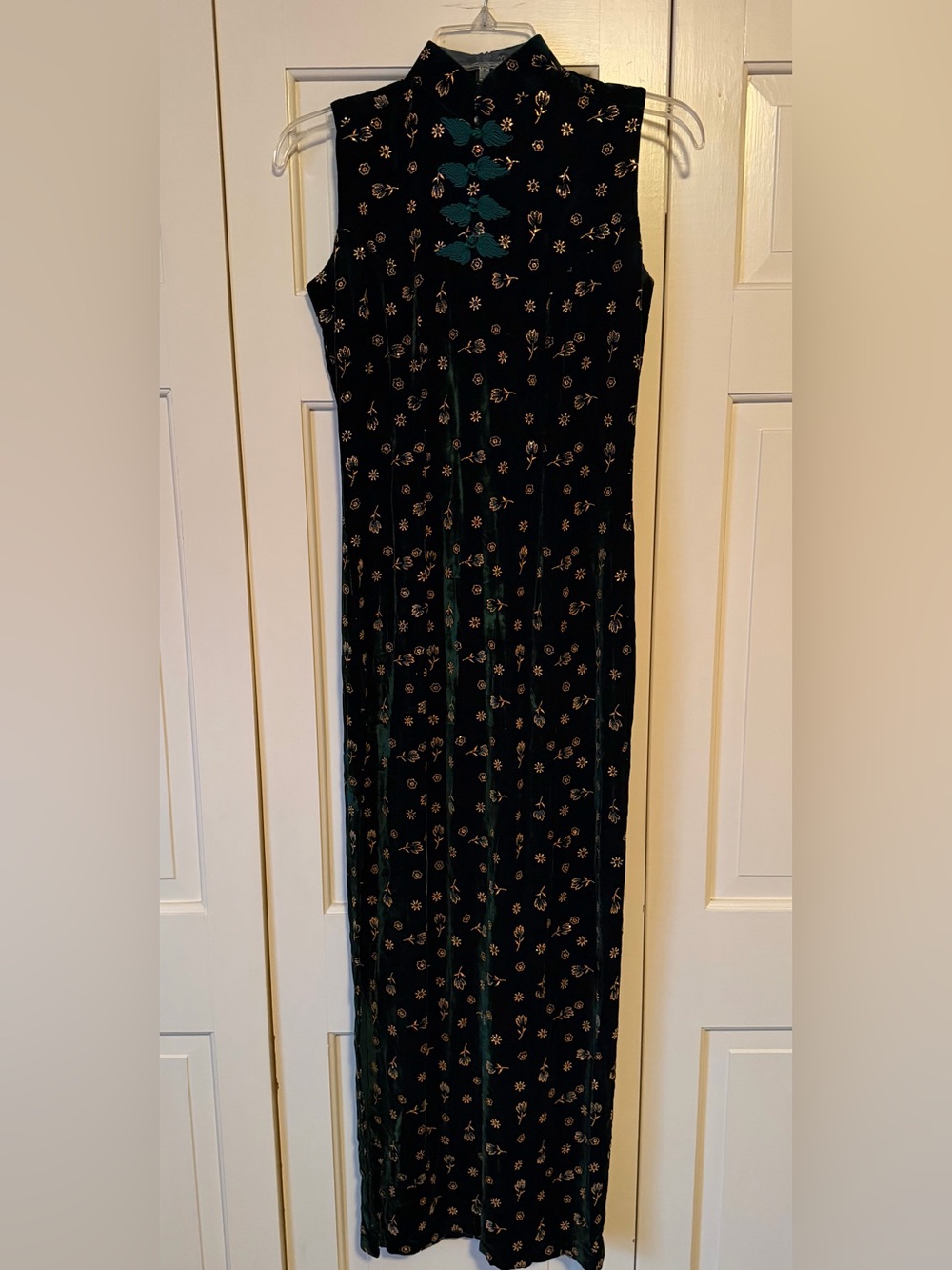 Long Sleeveless Emerald Green Dress with Frog Closure Neck